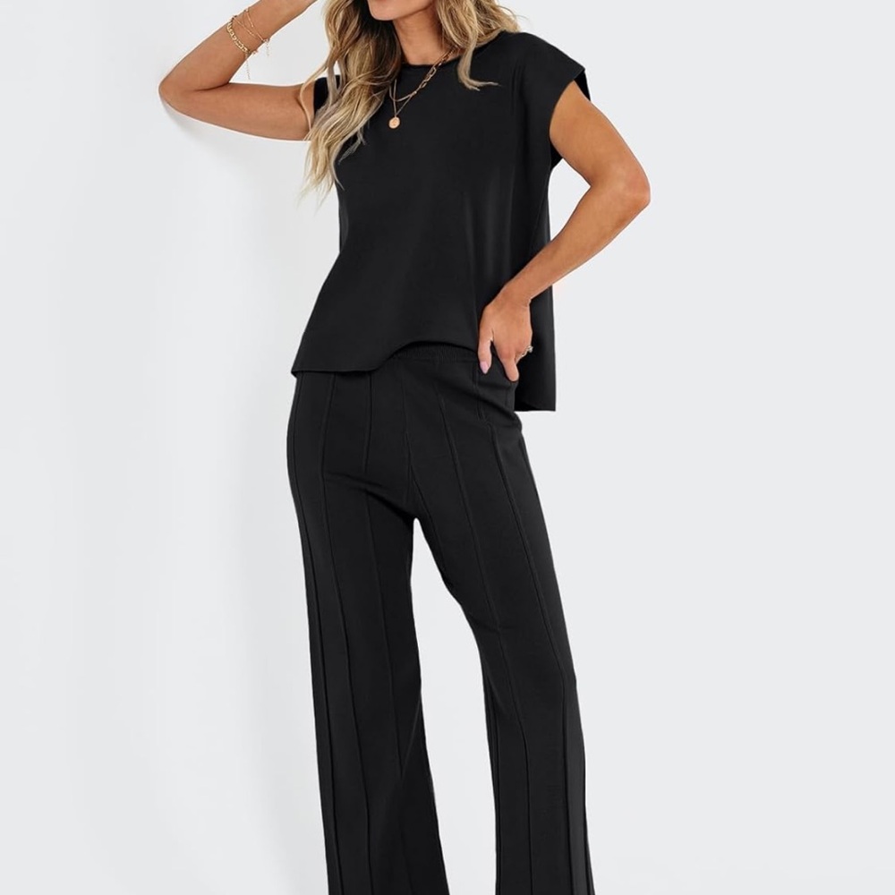 Elegant Black High-Waisted Wide Leg Pants and comfortable top